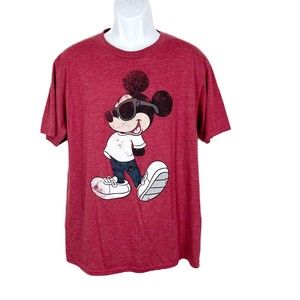 Disney Shirt Men Extra Large Red Cool Mickey Mouse Short Sleeve Graphic Tee